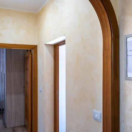 דירה Casa La Scivola קטאניה